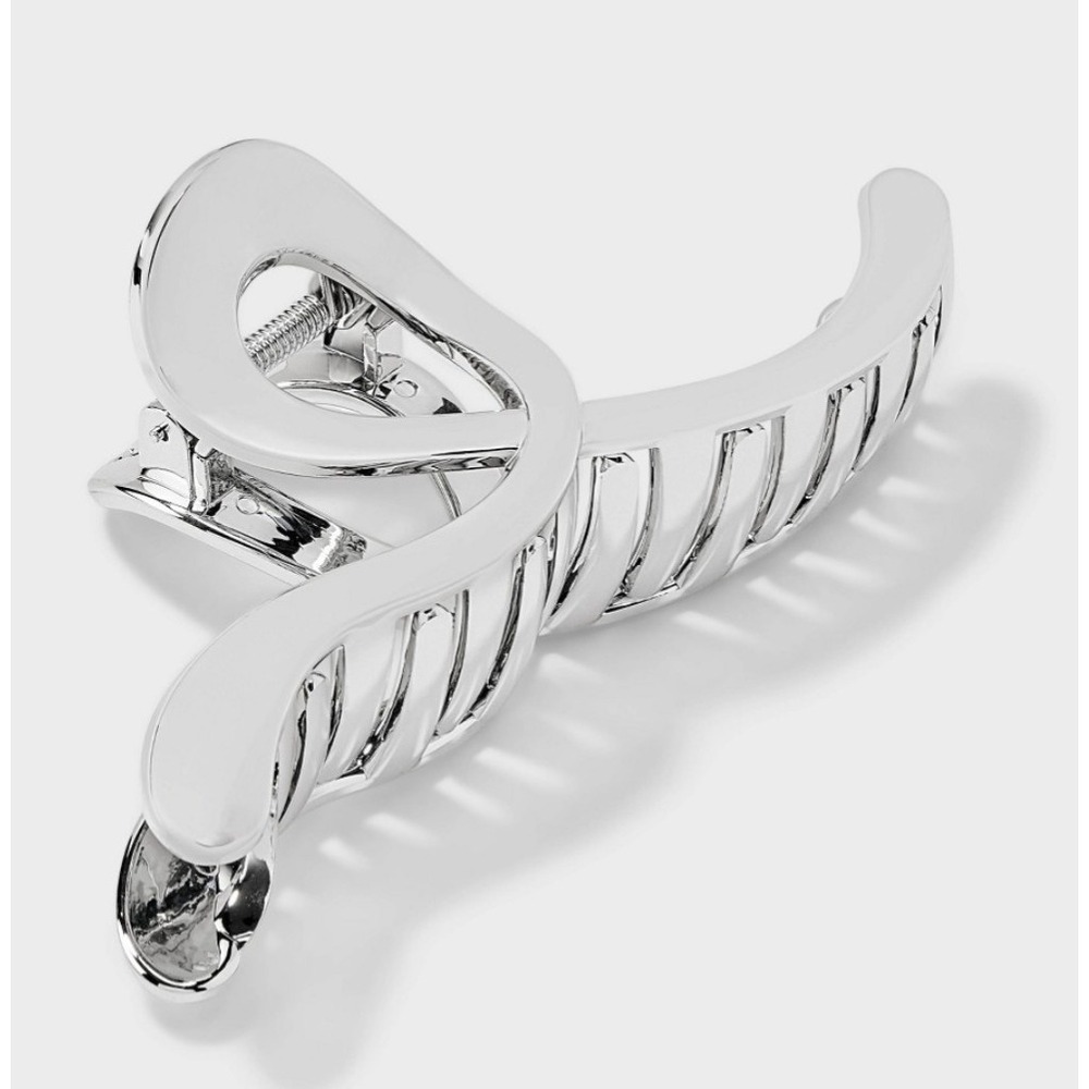 A New Day Plastic Silver Claw Hair Clip, NWT
